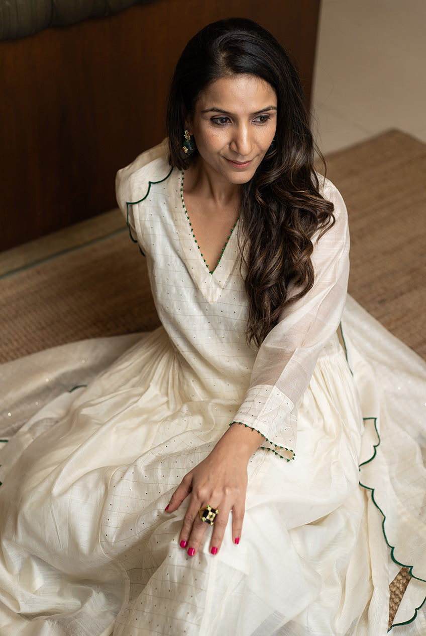 Bhavna Set- Beige