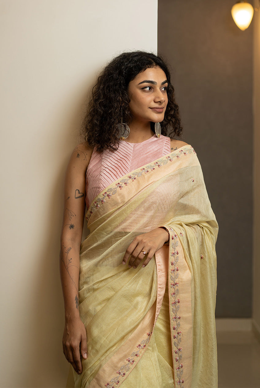 Strawberry Custard Sari