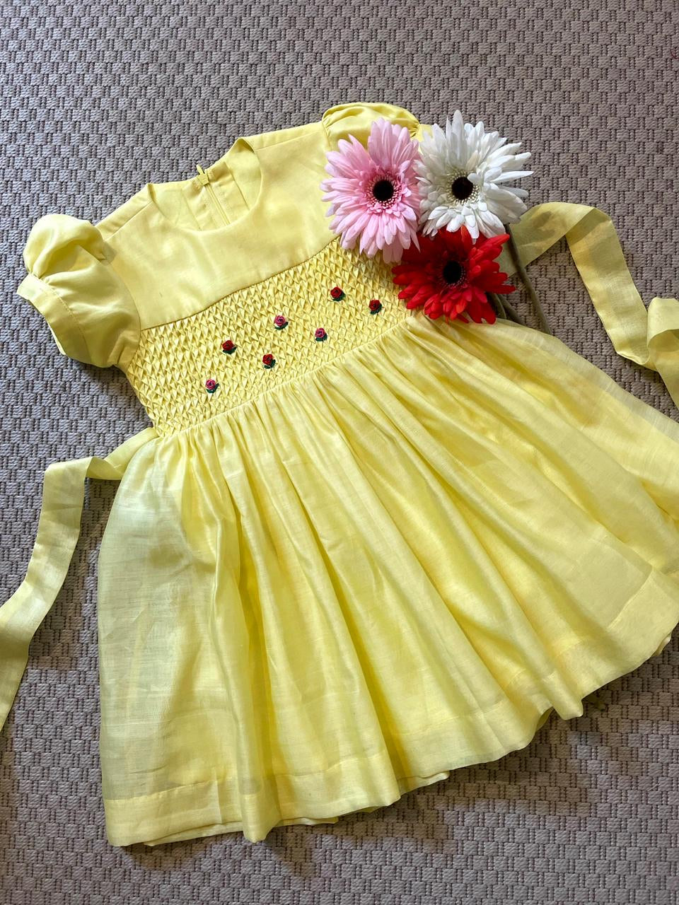 Custard French knot