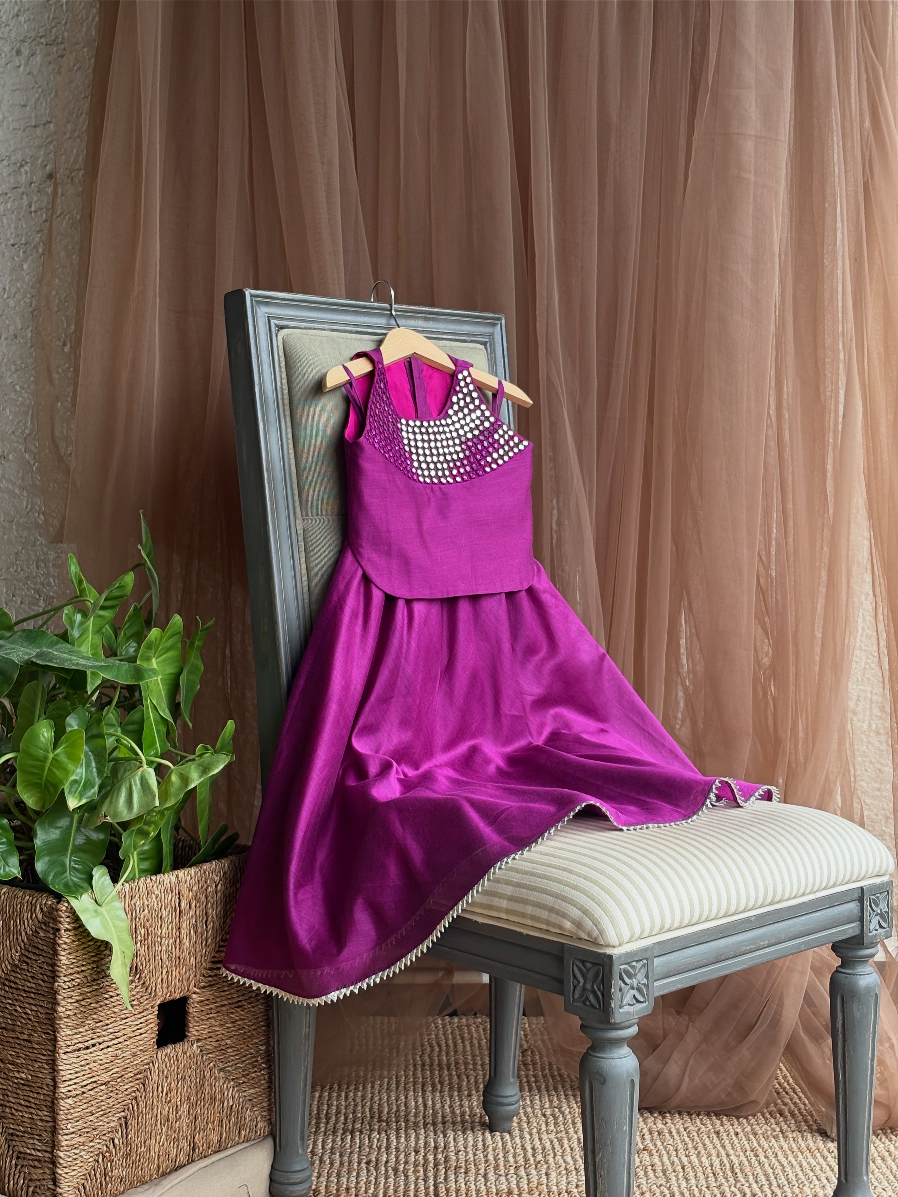 Sheeshewala Lehenga Set- Baingani
