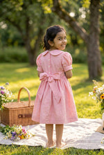 Load image into Gallery viewer, Daisies in my garden
