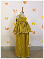 Load image into Gallery viewer, Sunahri Line Peela Sharara Set
