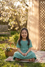 Load image into Gallery viewer, Grape french knot
