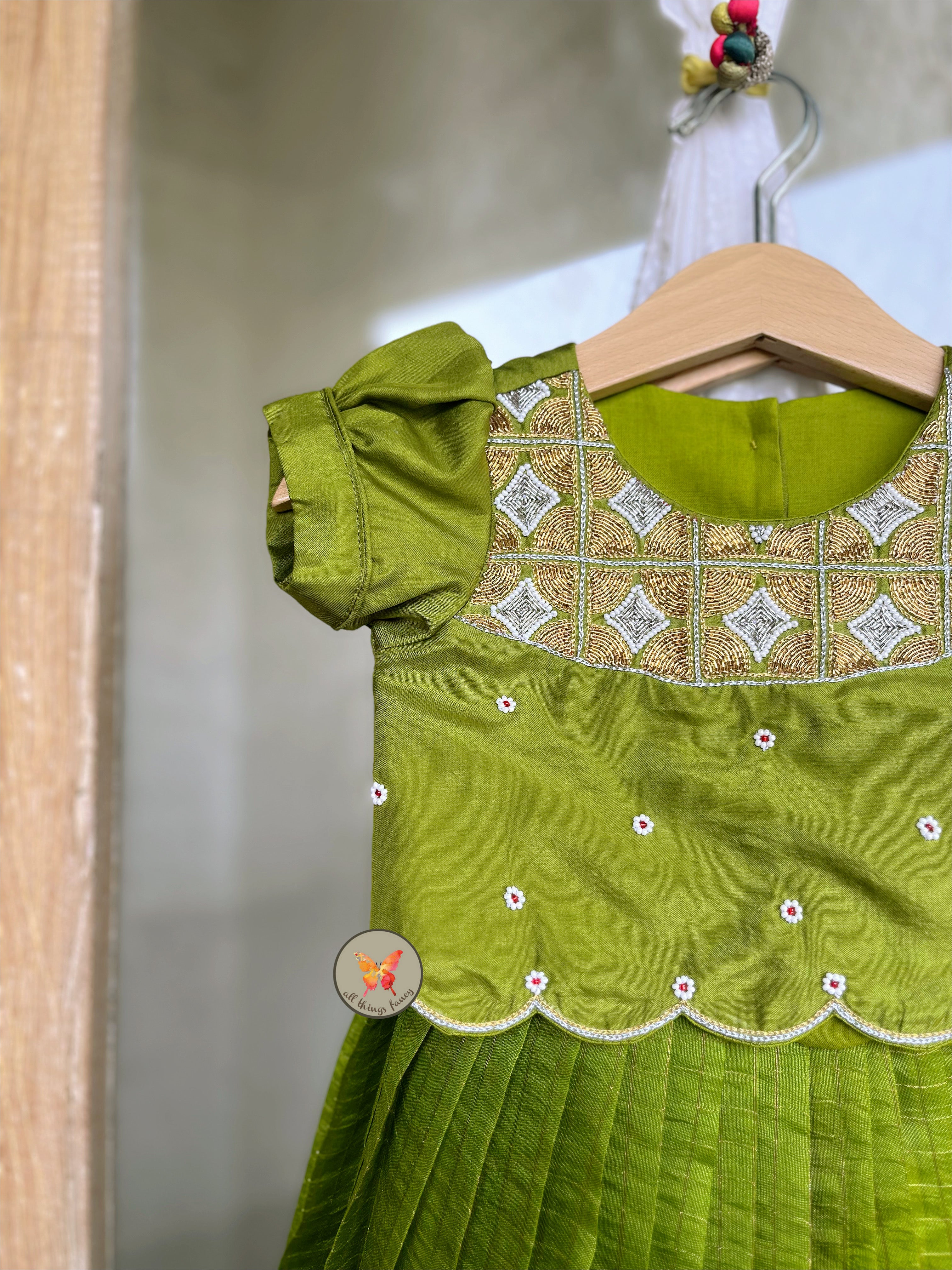 Pattu Lehenga- Kaccha Aam