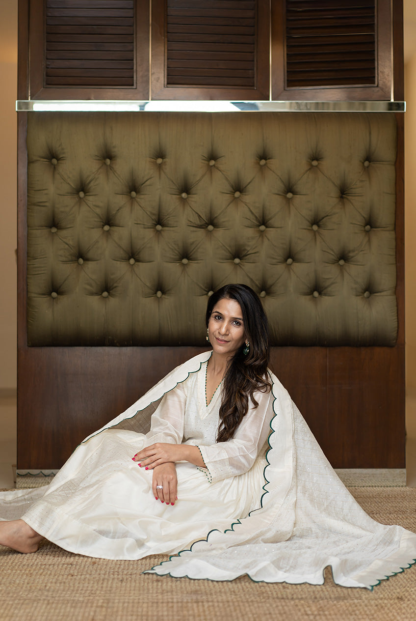 Bhavna Set- Beige