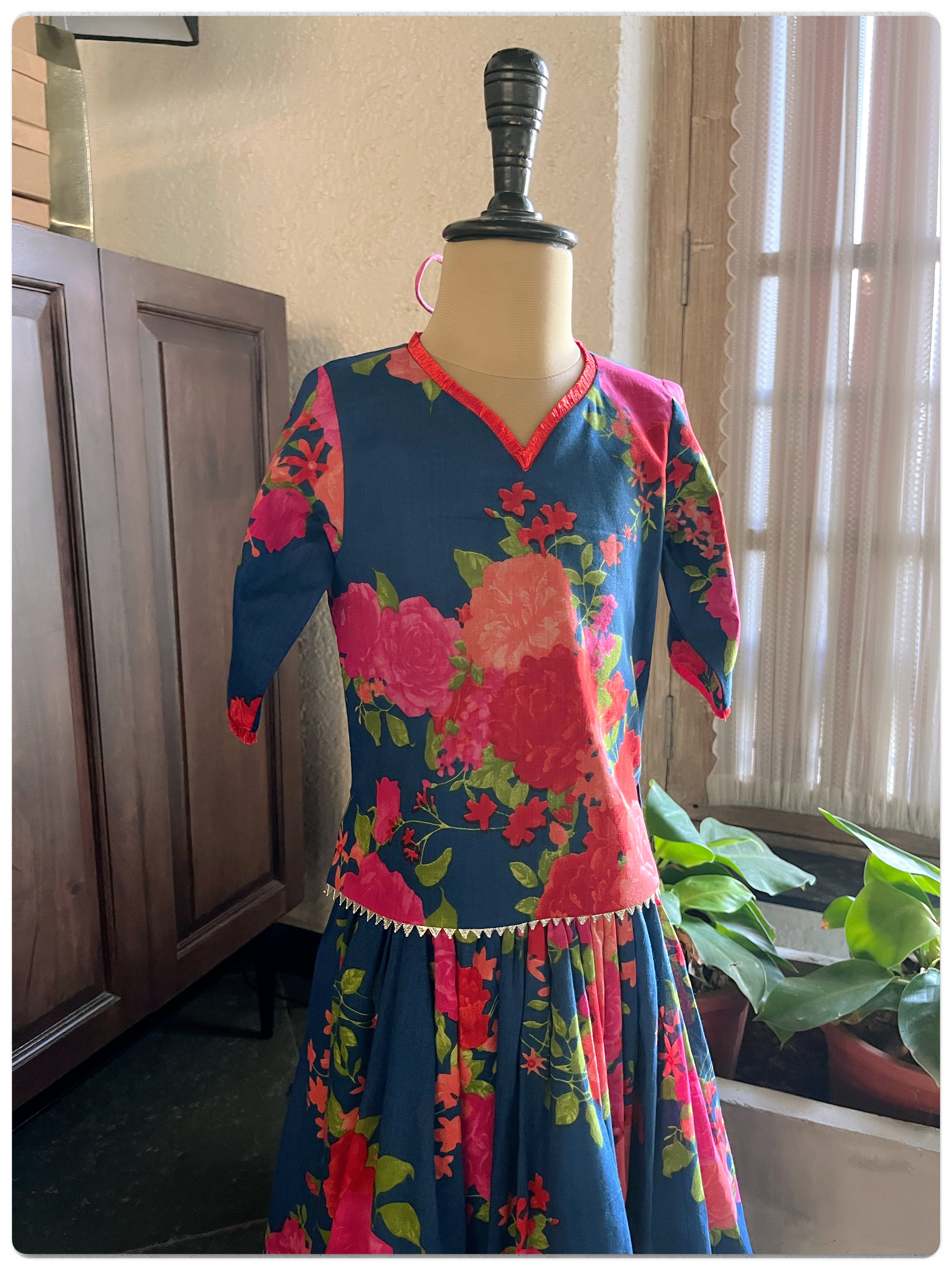 Mul Floral Set- Neel