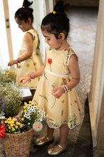 Load image into Gallery viewer, Amaira Dress
