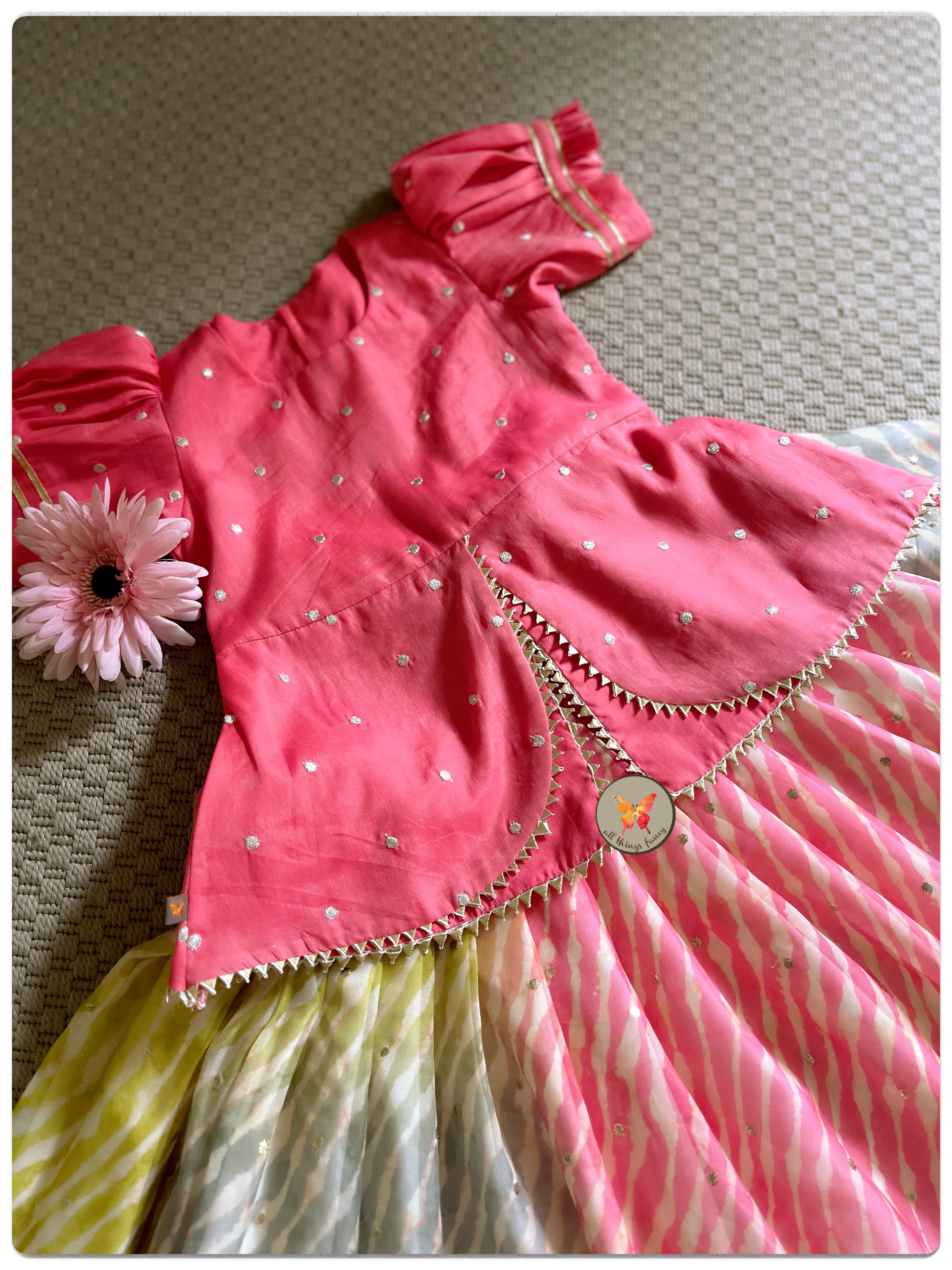 Gulabi Lehariya Lehenga