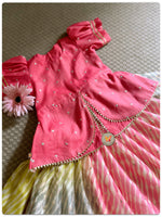 Load image into Gallery viewer, Gulabi Lehariya Lehenga
