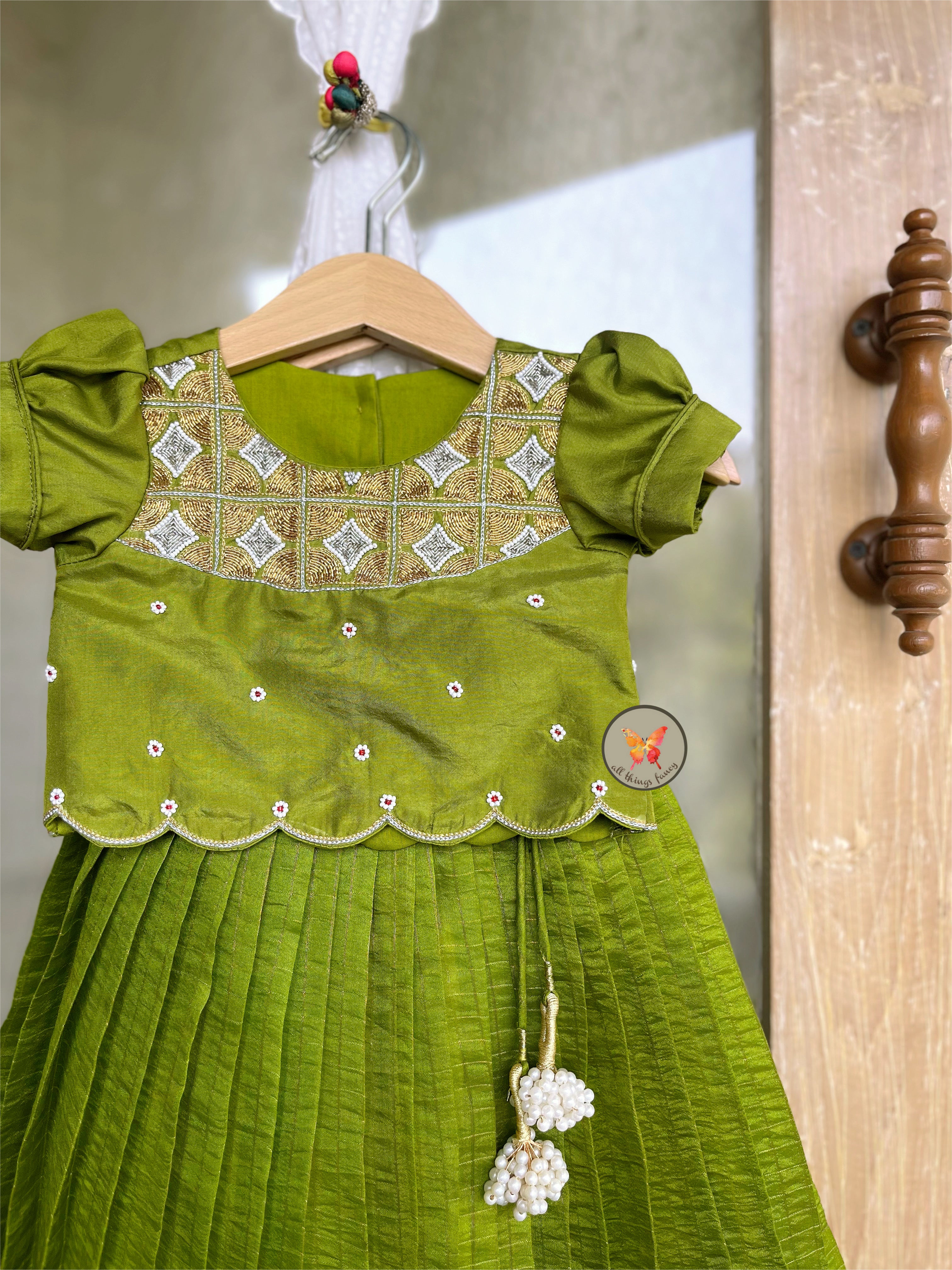 Pattu Lehenga- Kaccha Aam