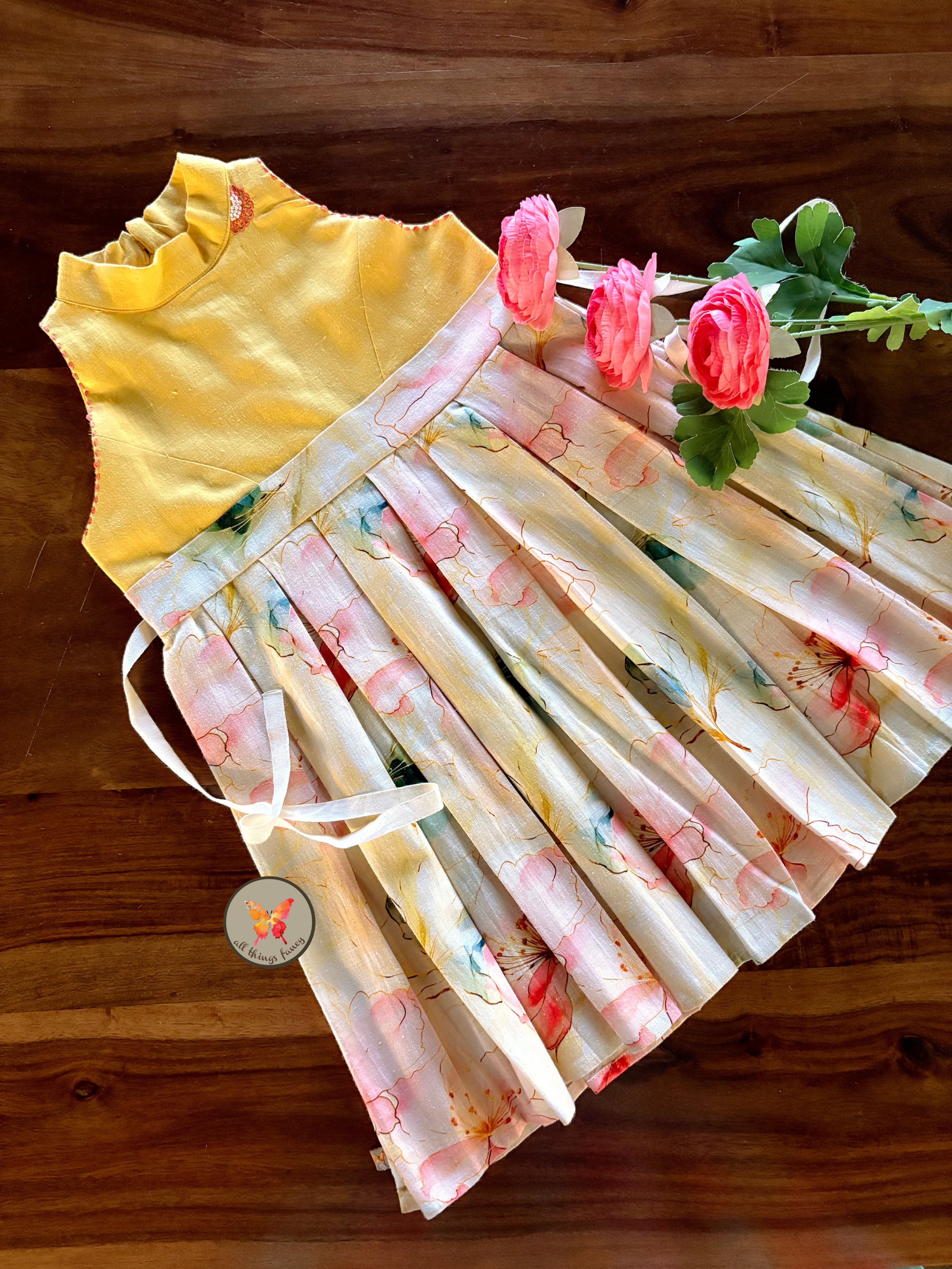 The vintage floral halter dress- Yellow