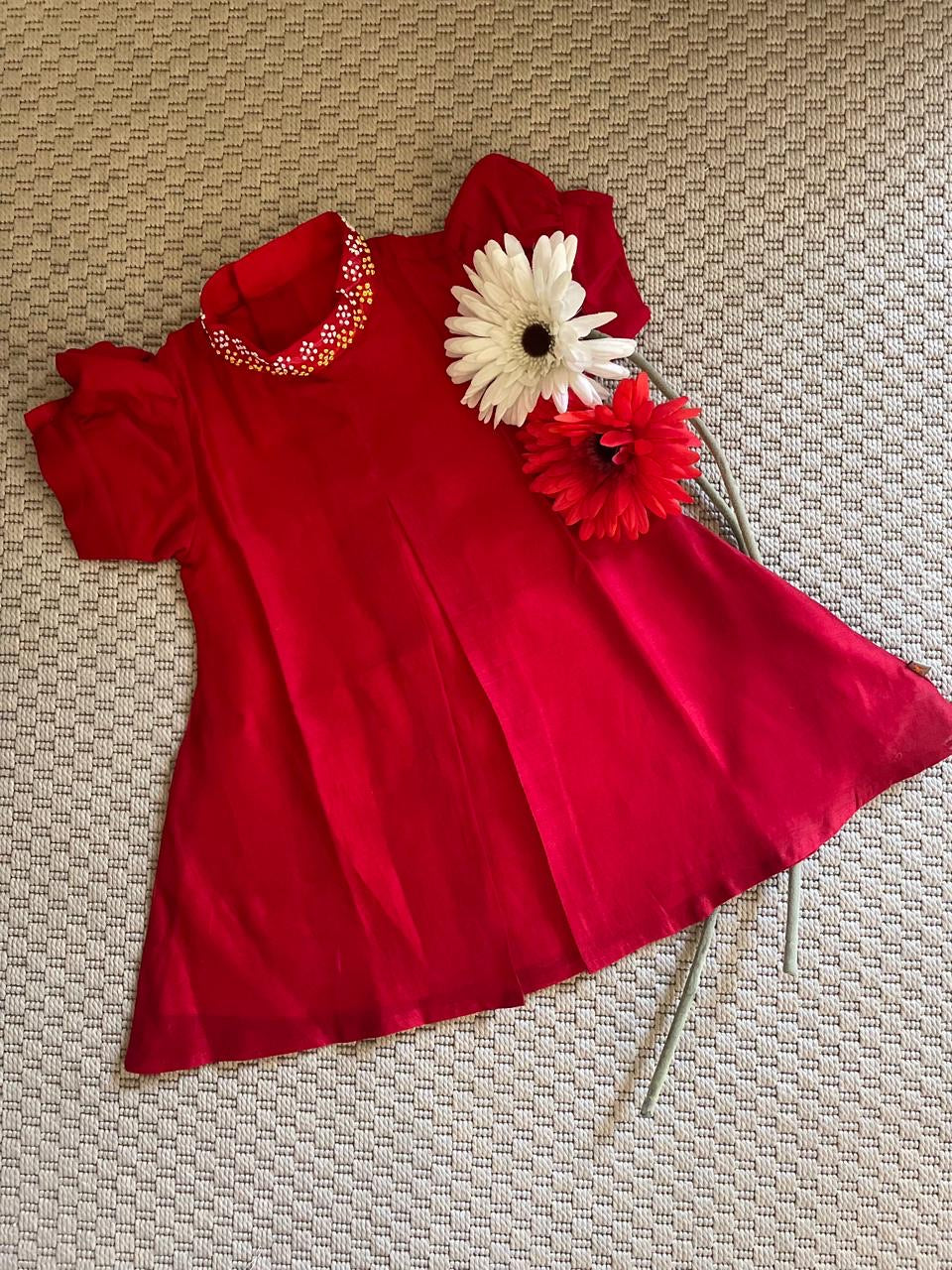 The Indian Frenchknot Tunic- Red