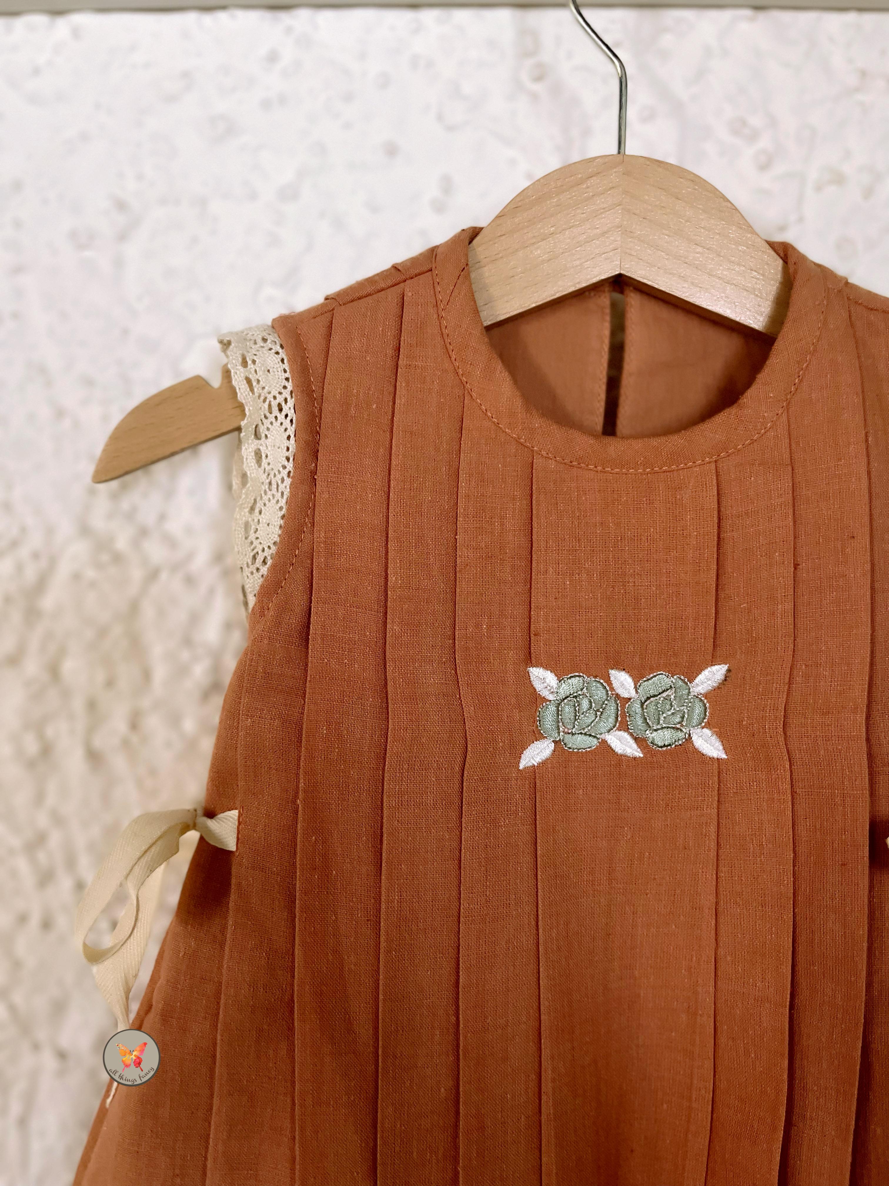 Box pleat tunic -Musk