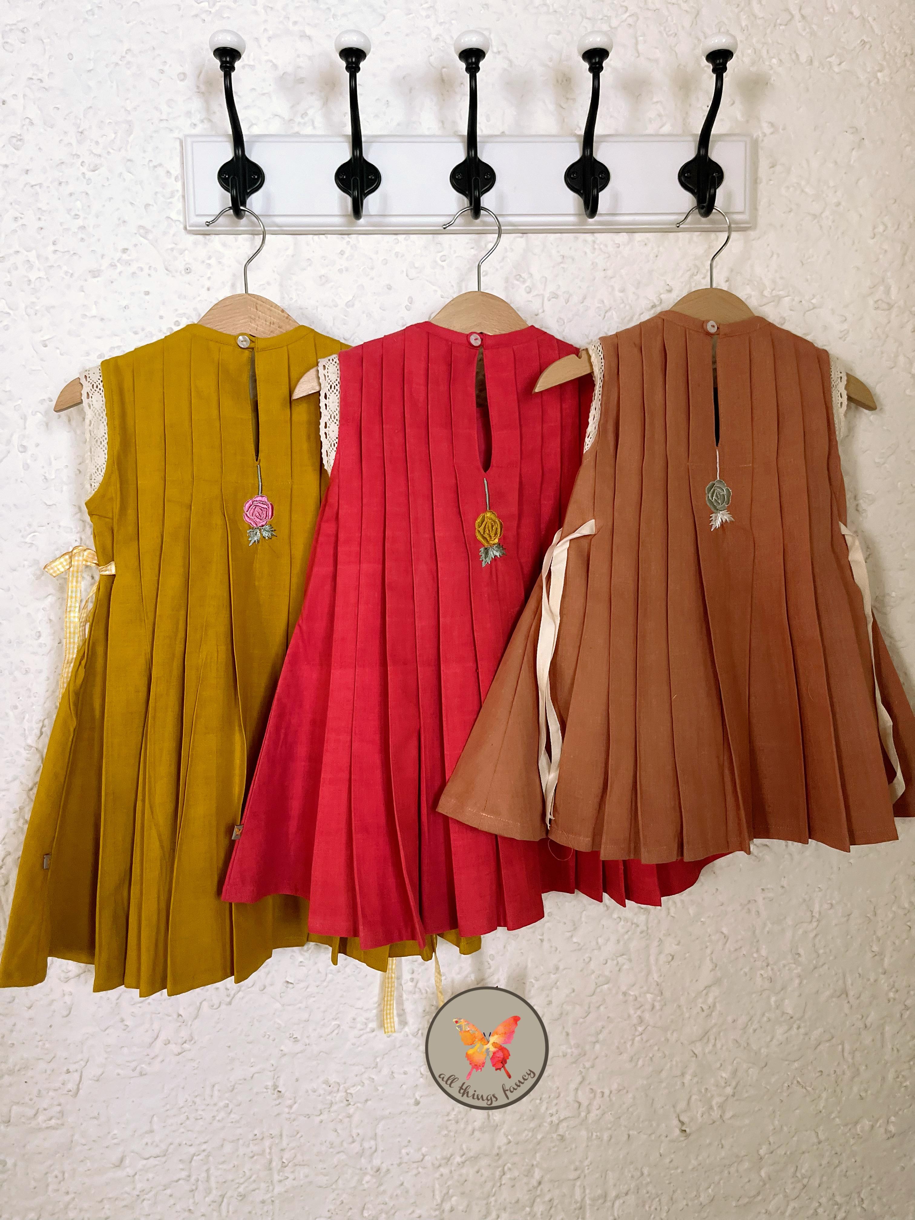 Box pleat tunic -Musk