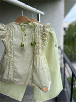Load image into Gallery viewer, Polka Honeycomb blouse with pants - Green
