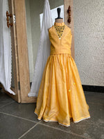 Load image into Gallery viewer, Mirror Lehenga - orange
