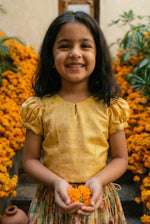 Load image into Gallery viewer, Chamak Tara Lehenga- Sunhera
