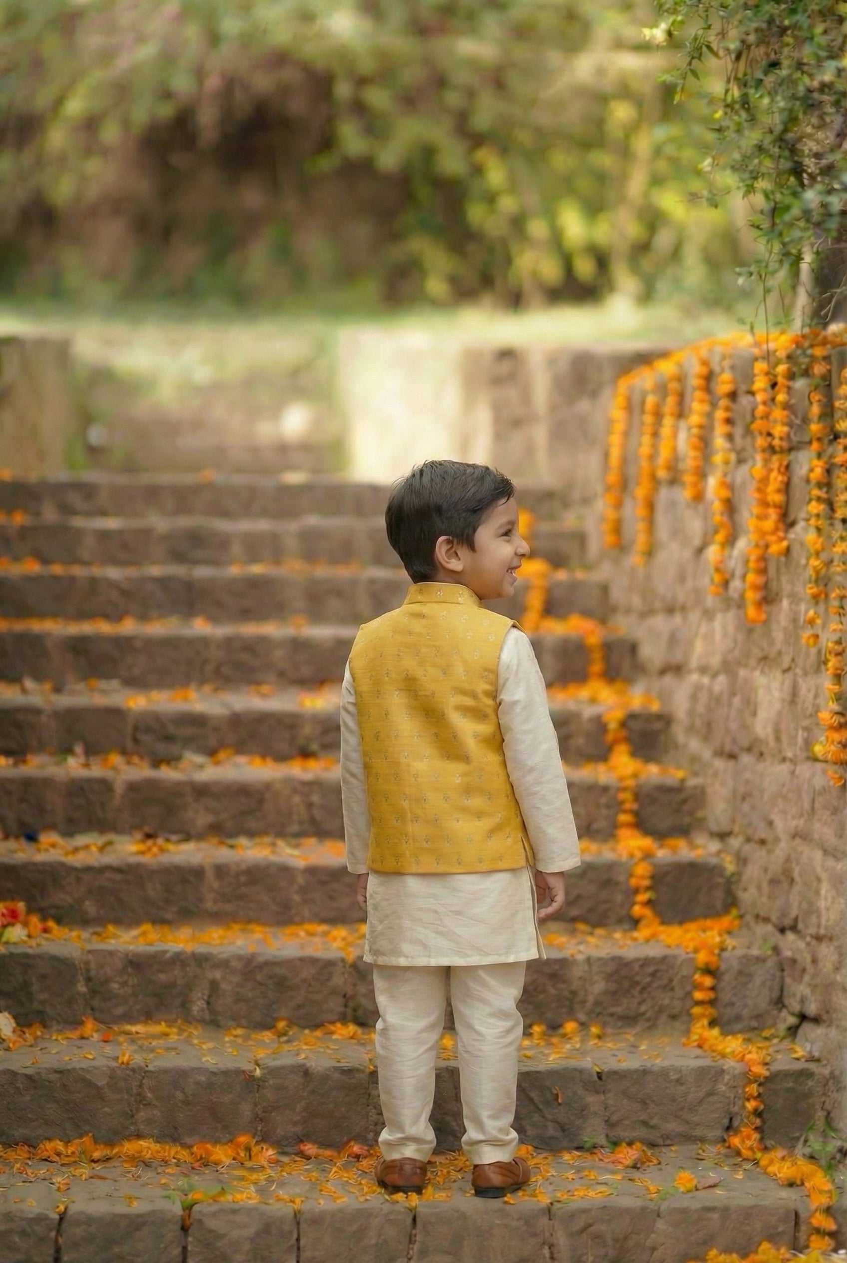 Chamak Tara Koti Set-Sunhera