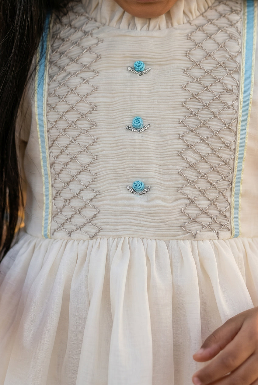 The Diamond handsmocked Dress - Ivory