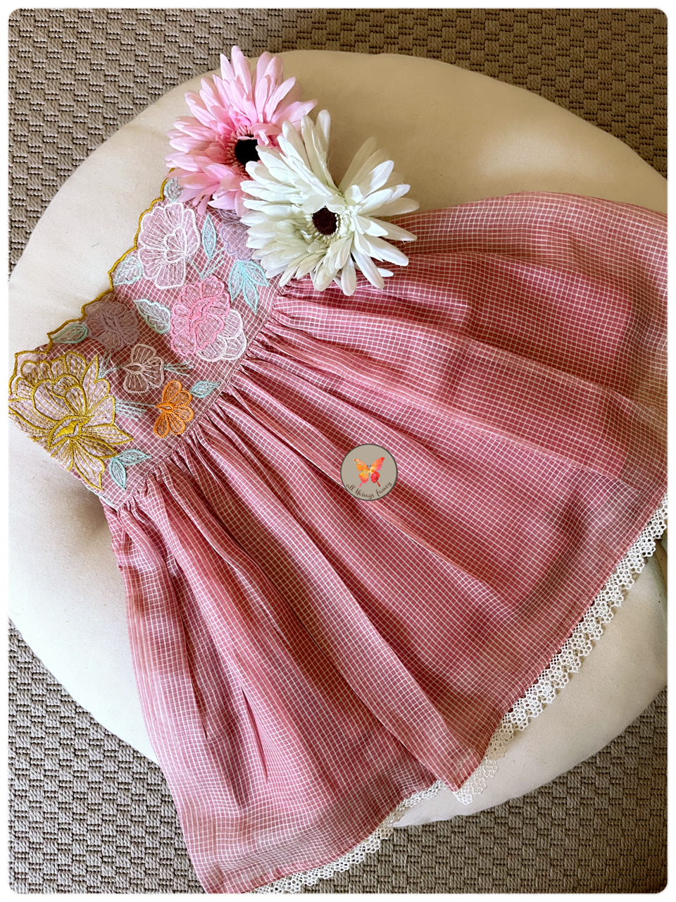 Salmon Cutwork Set