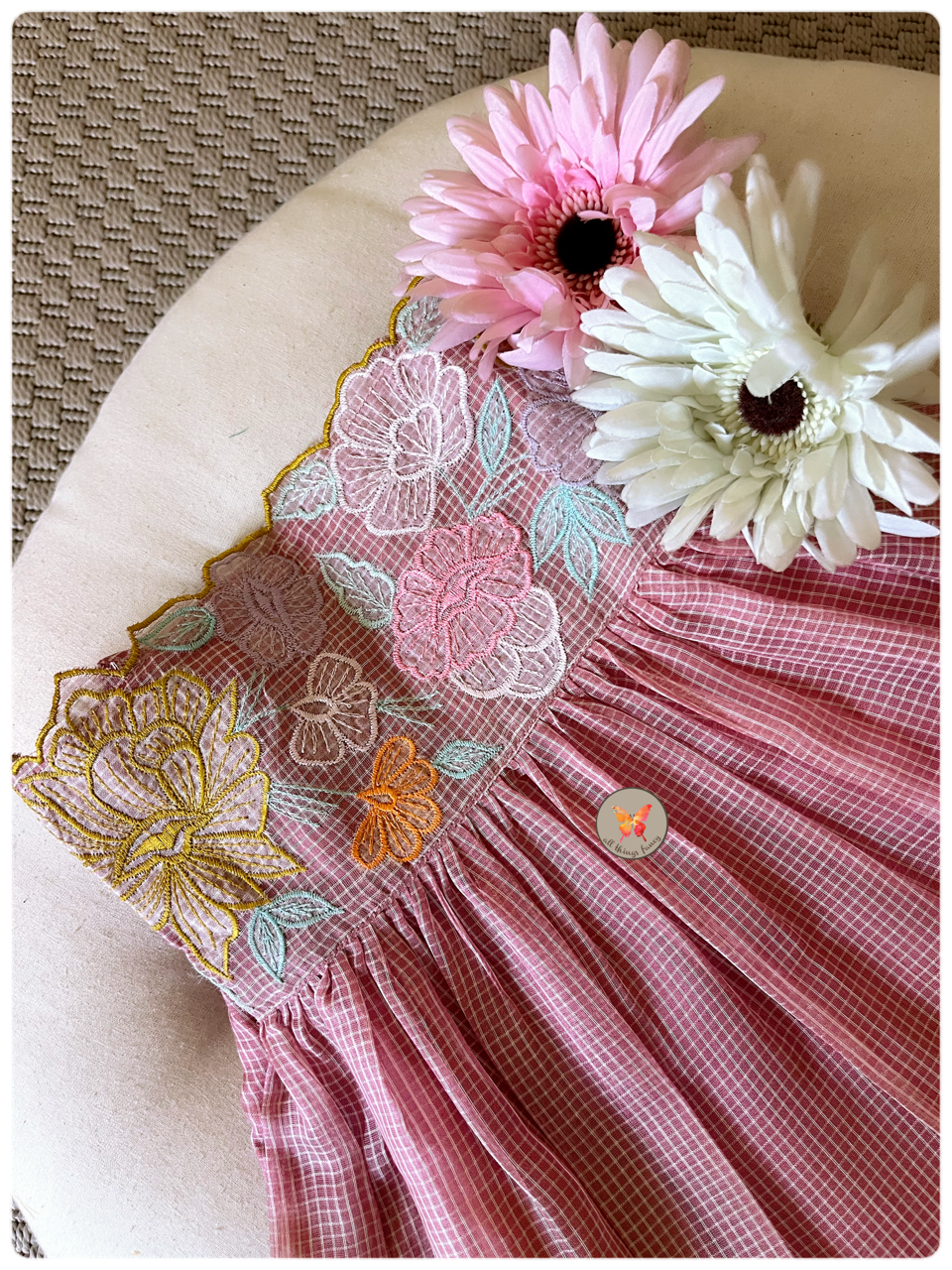 Salmon Cutwork Set