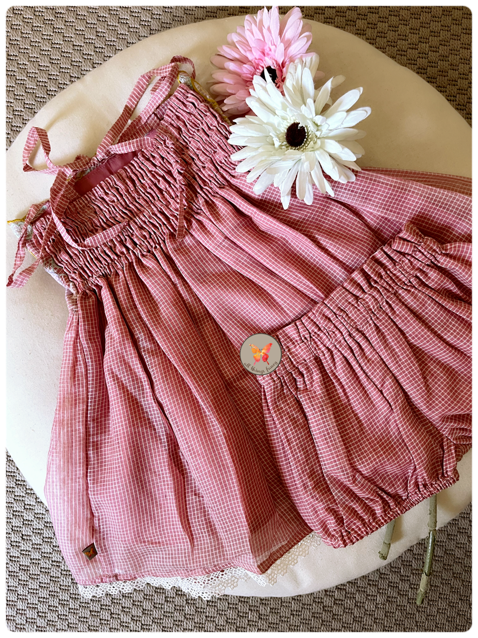 Salmon Cutwork Set