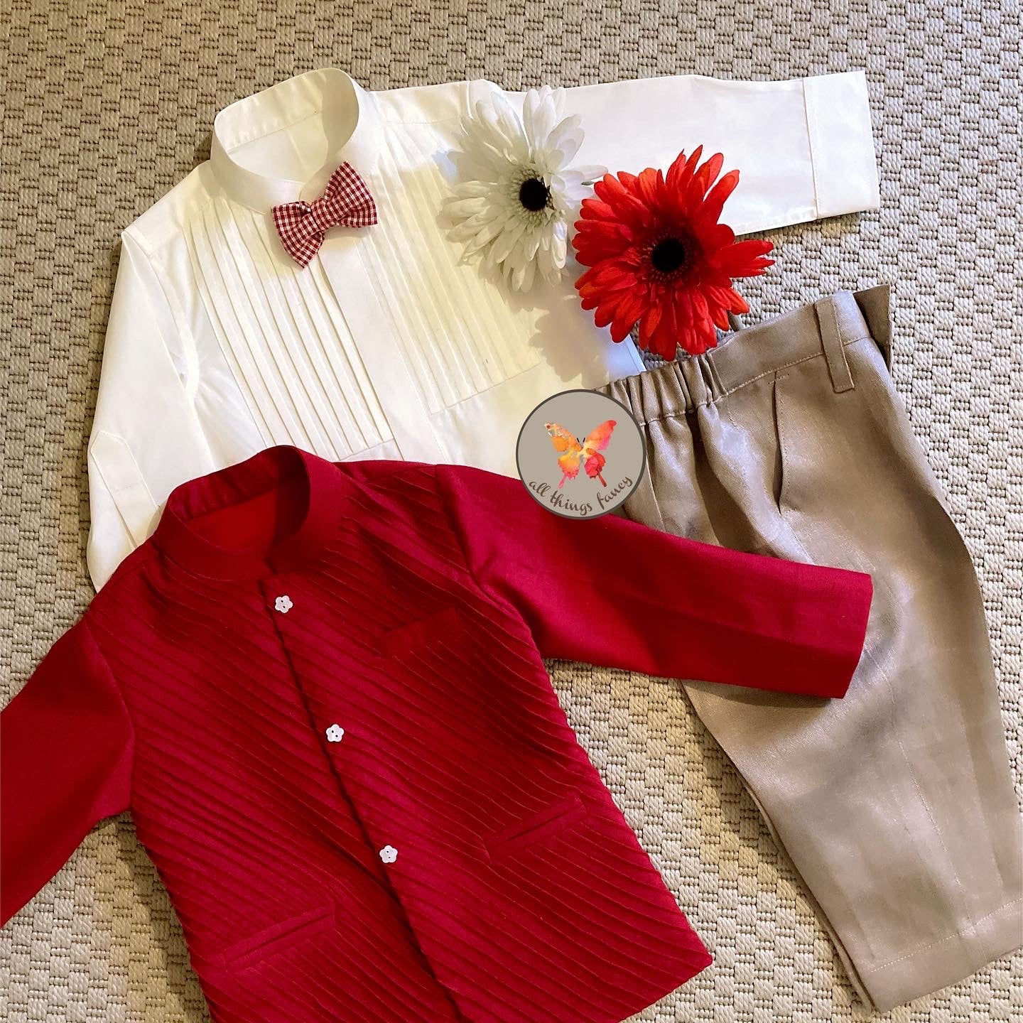 A Textured 3 Piece Set Boy