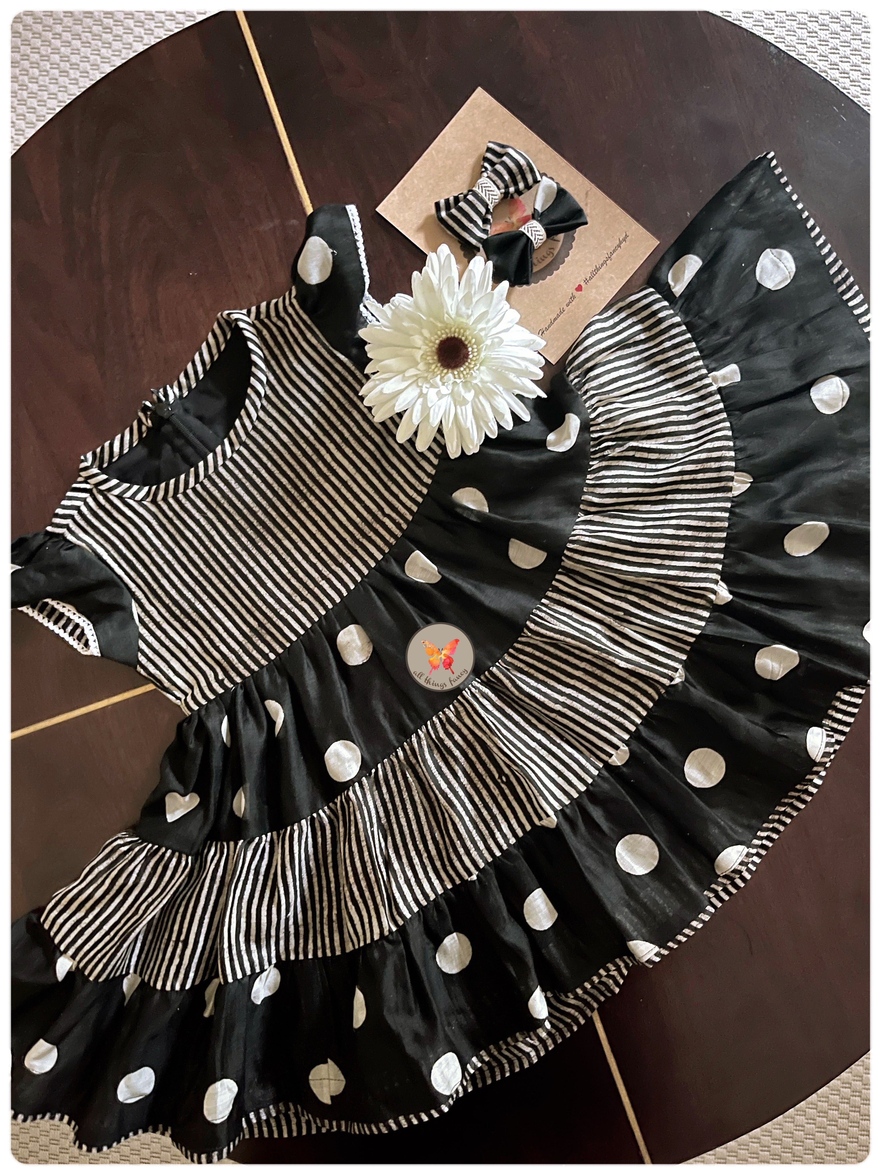 “The Classic B&W Twirl” Dress