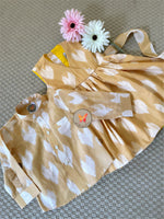 Load image into Gallery viewer, The Custard Heart Shirt
