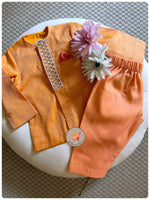 Load image into Gallery viewer, “Xoxo” Zari Checks Set - Orange
