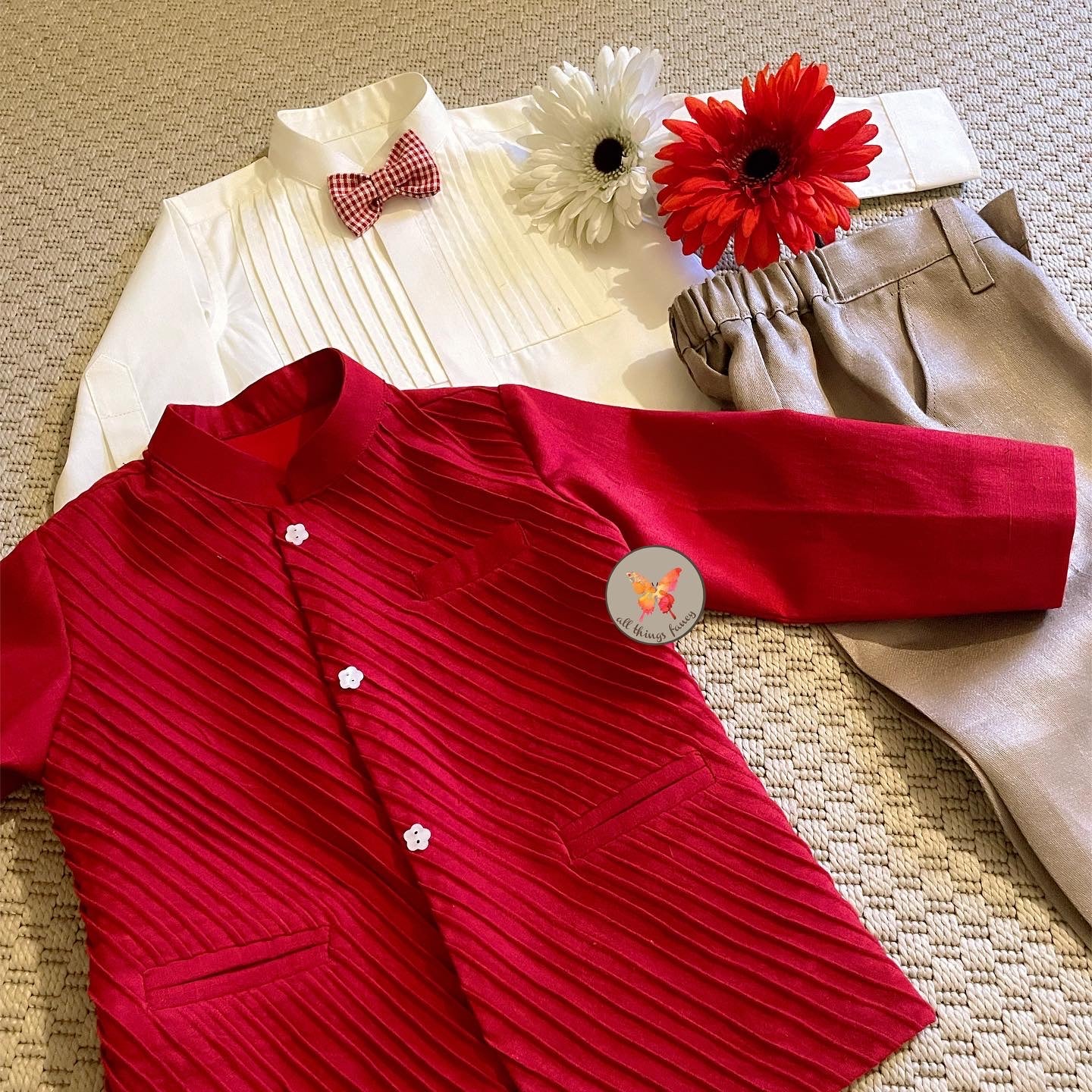 A Textured 3 Piece Set Boy