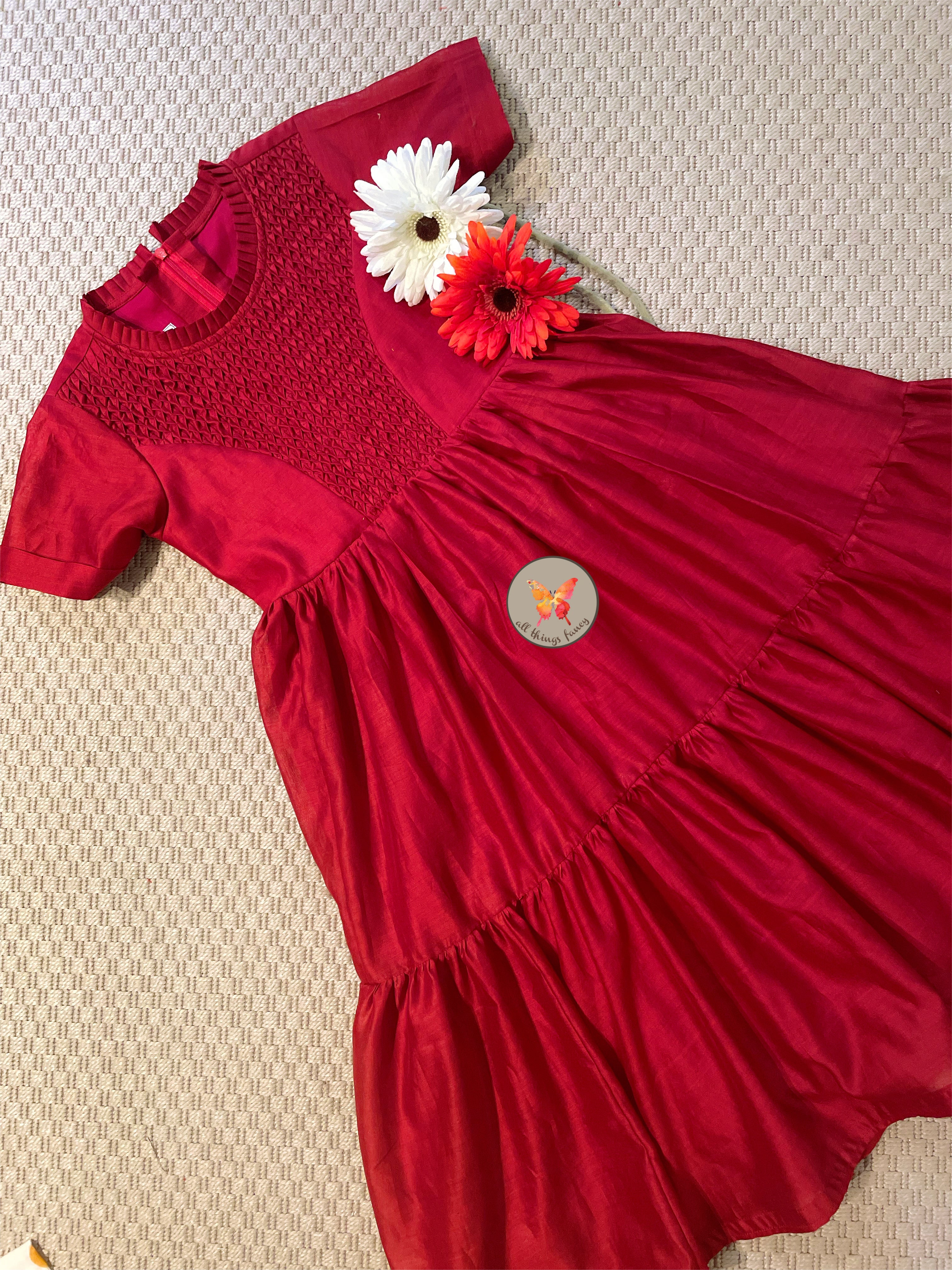 The Honeycomb Tiered 👗 Red