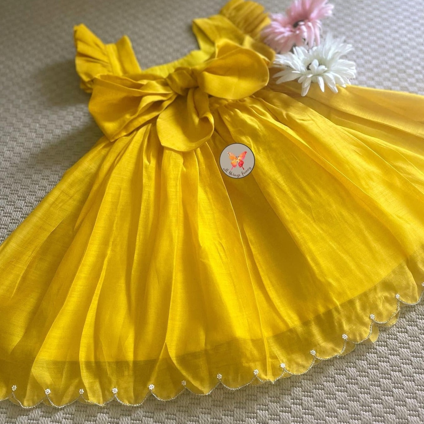 The Embroidered Bunny Tie - Yellow