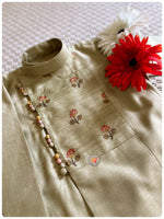 Load image into Gallery viewer, Sage Mughal Boota Kurta Set
