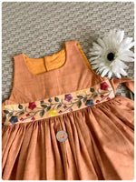 Load image into Gallery viewer, English Flower Garden Dress- Musk
