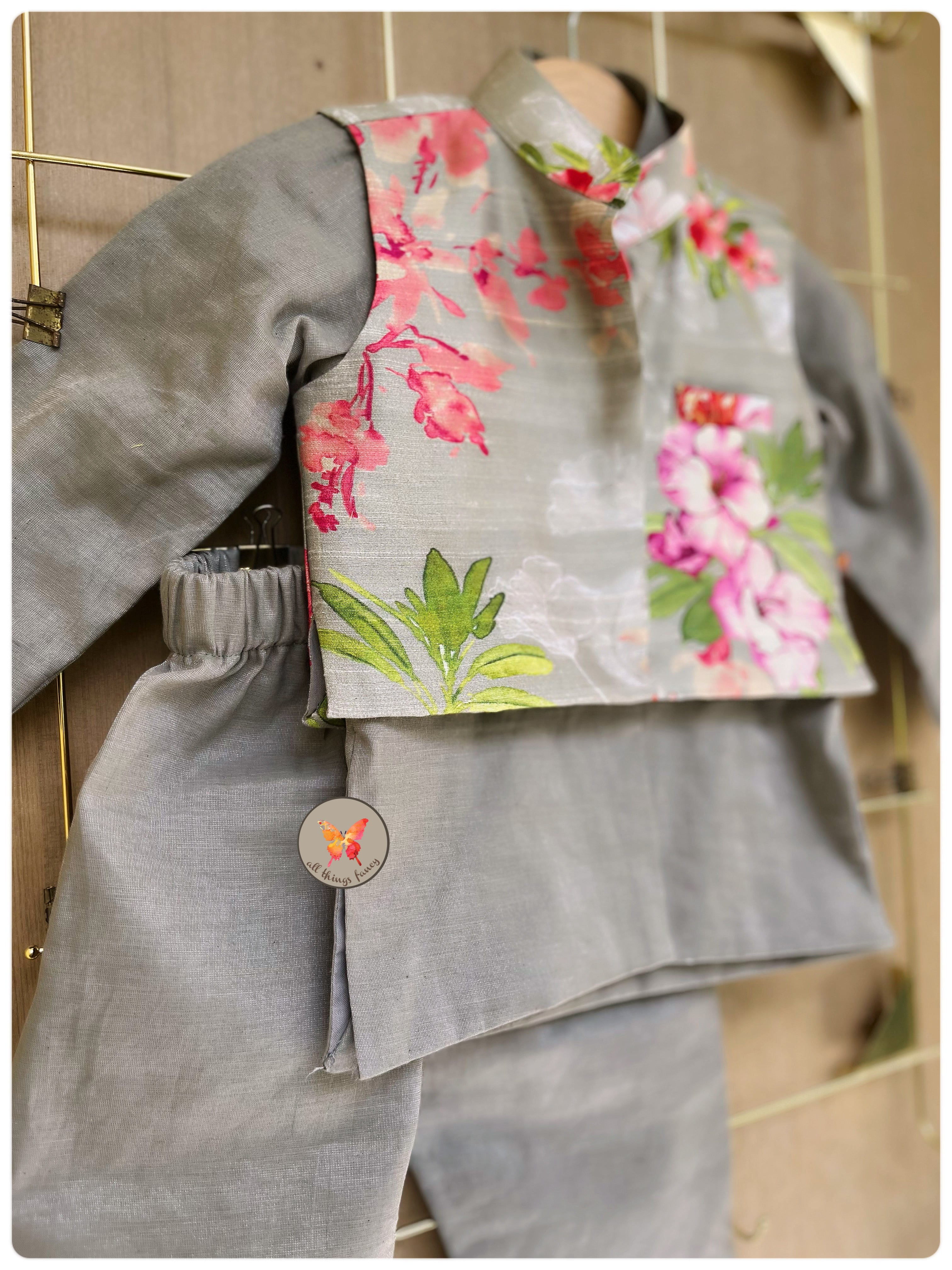 Vintage Floral Kurta Set - Silver Grey