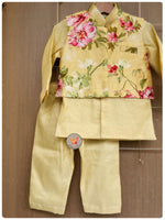 Load image into Gallery viewer, Vintage Floral Kurta Set - Custard Yellow
