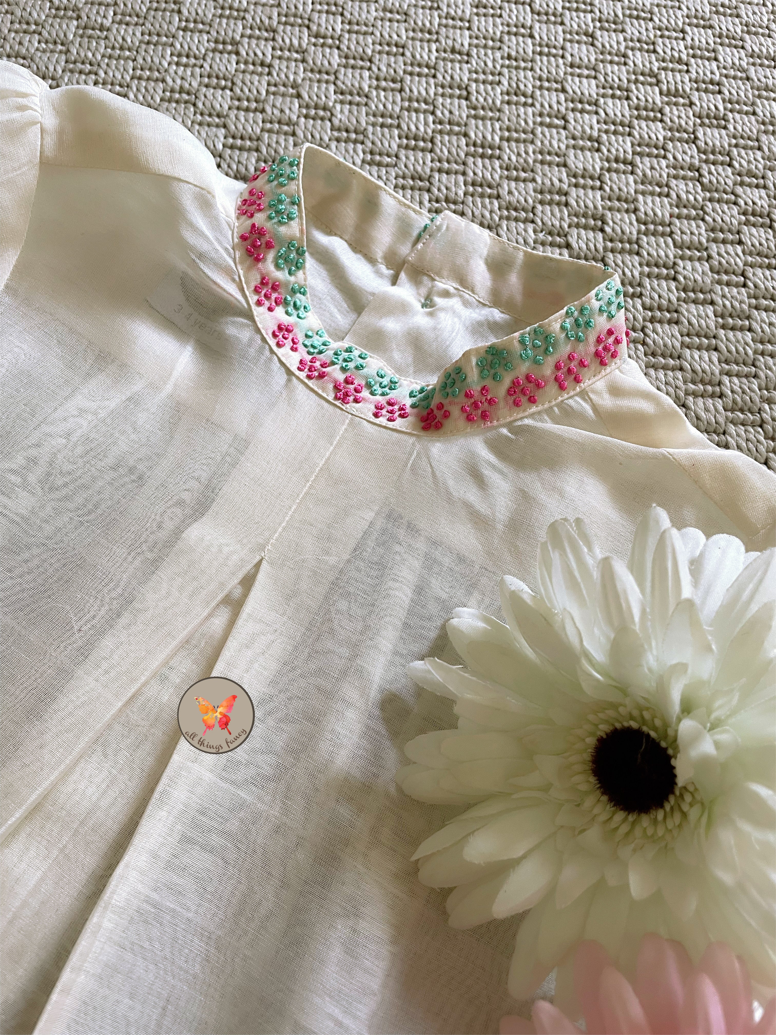 The Indian Frenchknot Tunic 👗